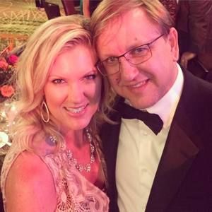 Meet your Posher, Cari